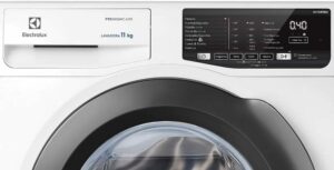 4 Máquina de Lavar Frontal 11kg Electrolux Premium Care Inverter com Água Quente Vapor (LFE11) - 127 Volts